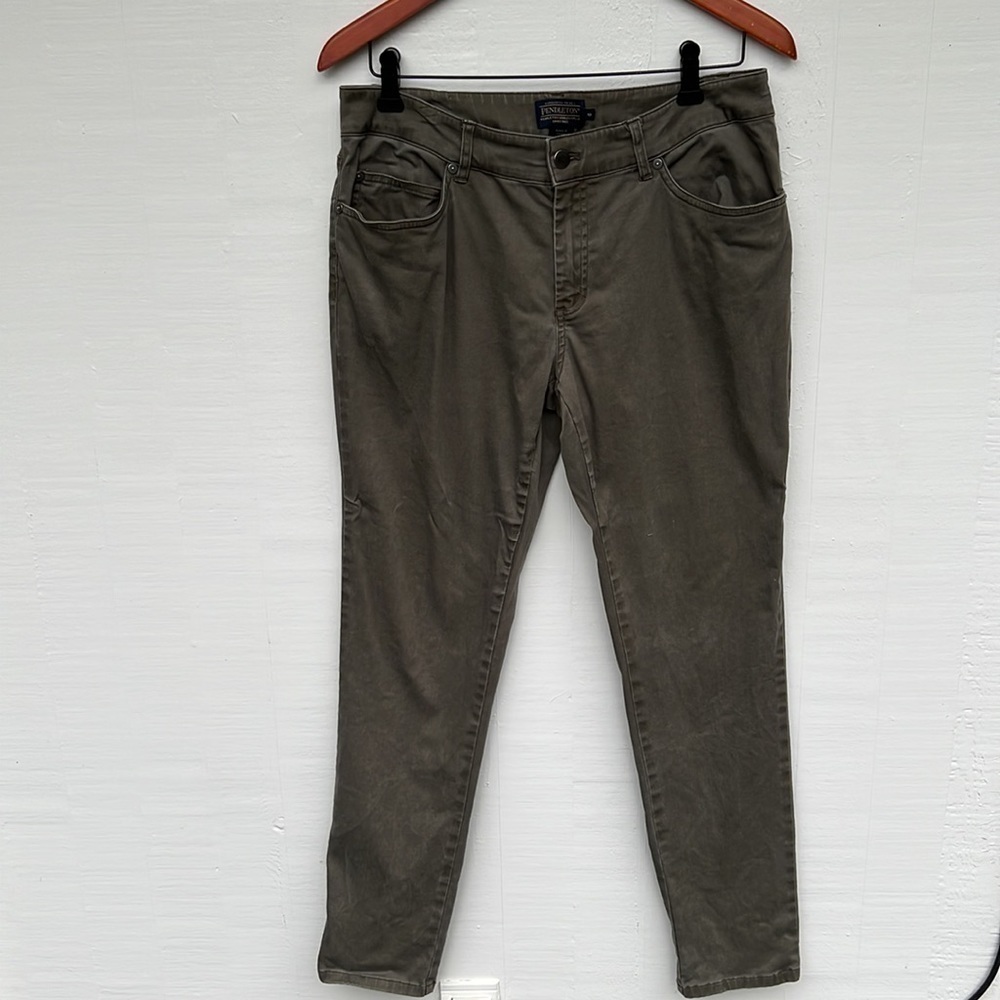 Pendleton Women’s Premium Straight Leg Pant - size 10